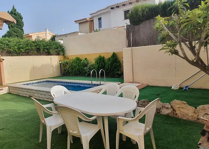 Bungalow Con Piscina 28